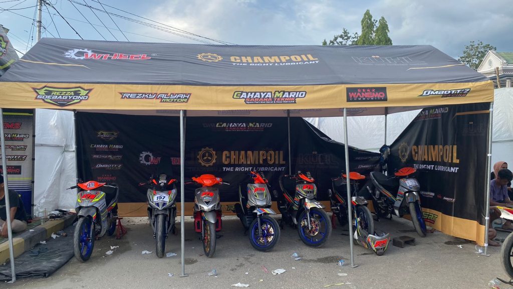 Balap Motor Tenda CMS Team