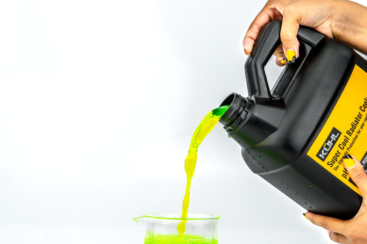 AIR RADIATOR COOLANT WARNA HIJAU